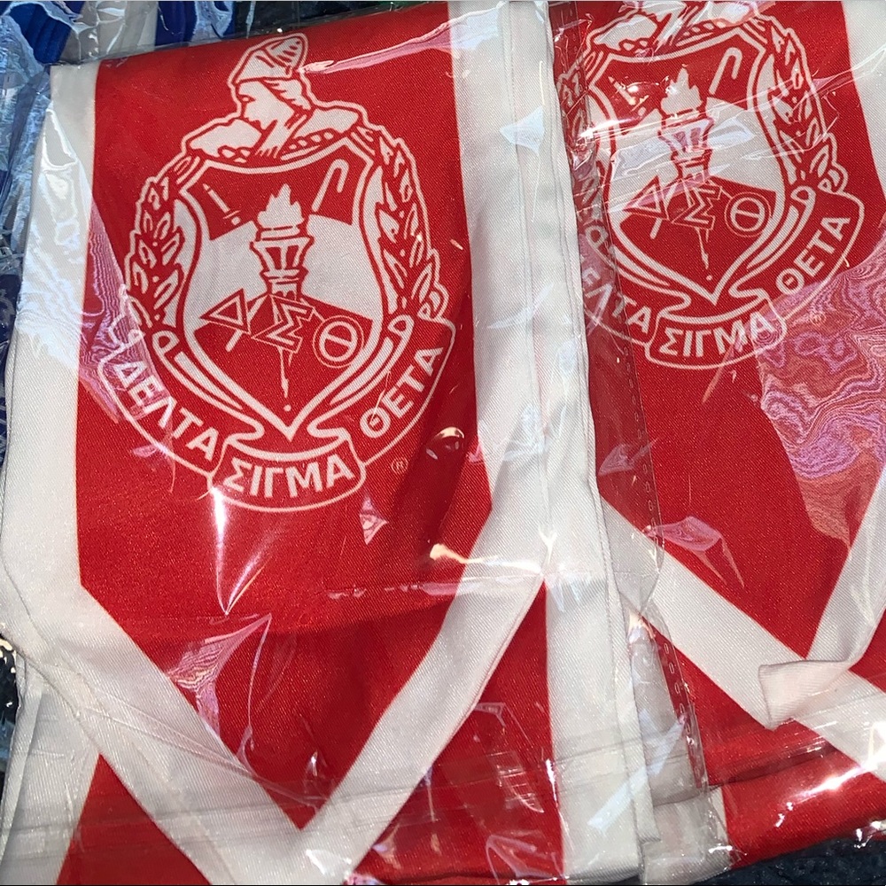 Delta Sigma Theta Stole